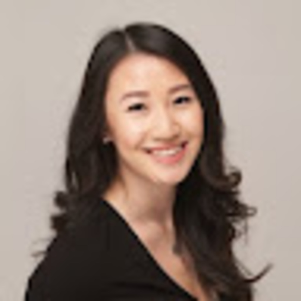 Meet your Posher, Adrienne